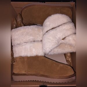 UGG Dezi Koolaburra Boots New